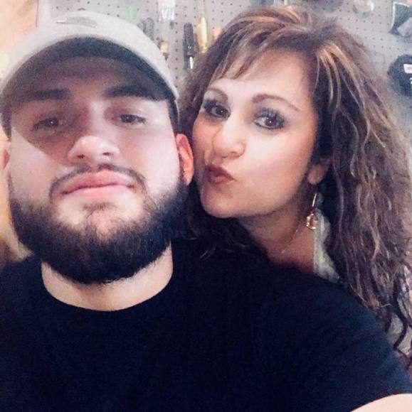 Meet your Posher, Cynthia - Picture 1 of 1